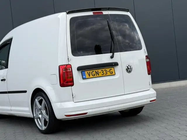 Volkswagen Caddy view 13