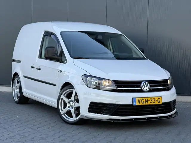 Volkswagen Caddy view 2