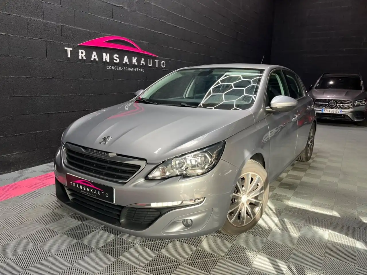 Peugeot 308 1.6 THP 125 ch BVM6 / EMBRAYAGE OK / 4 P