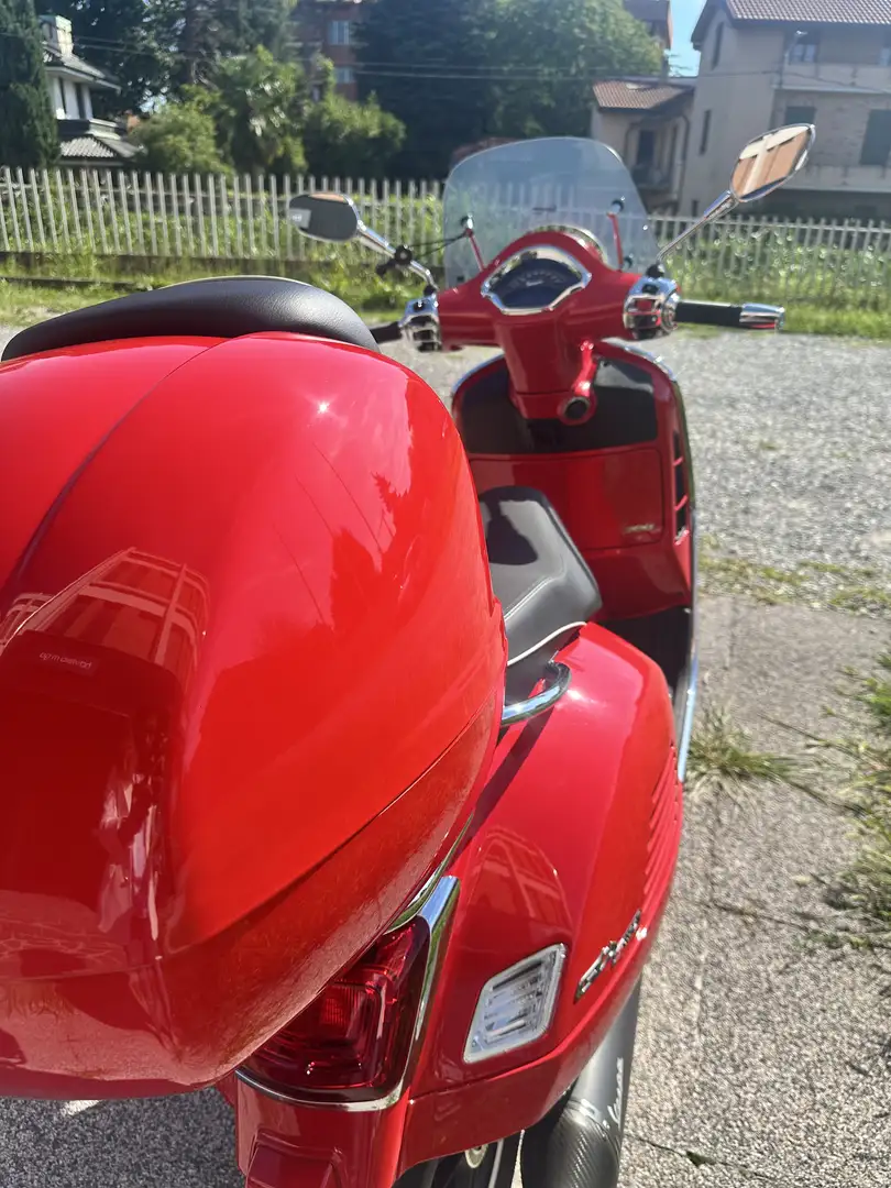 Vespa GTS Super 300 super gts 300 - 1