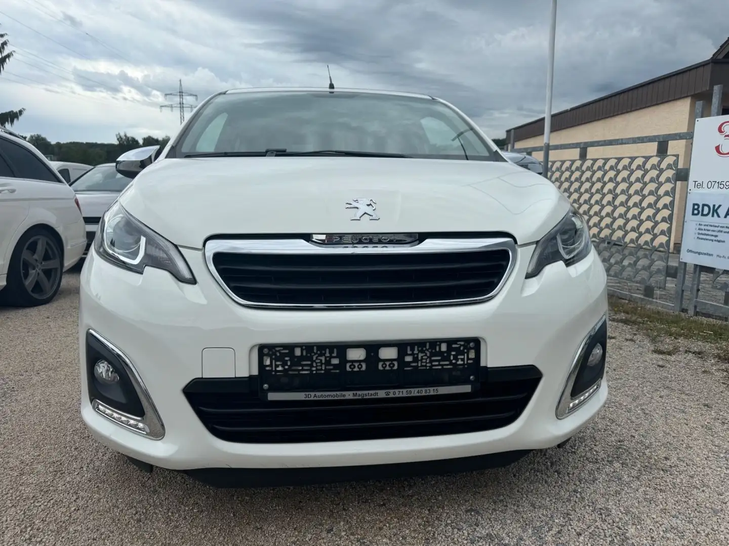 Peugeot 108 TOP Allure,Faltdach,Kamera,Navi,Alu,Sitzheiz Blanc - 2