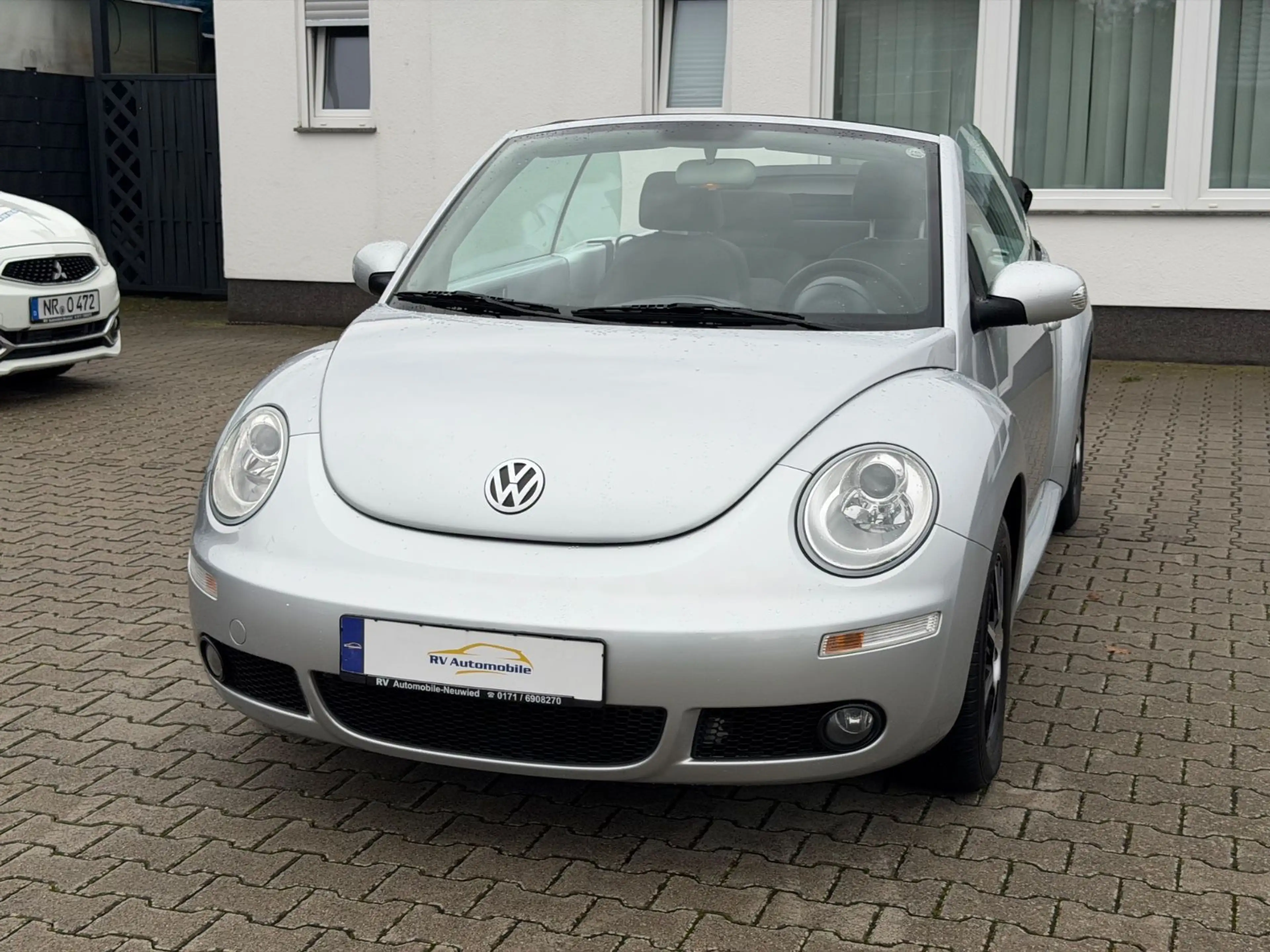 Volkswagen New Beetle Cabriolet 1.6 — photo 13