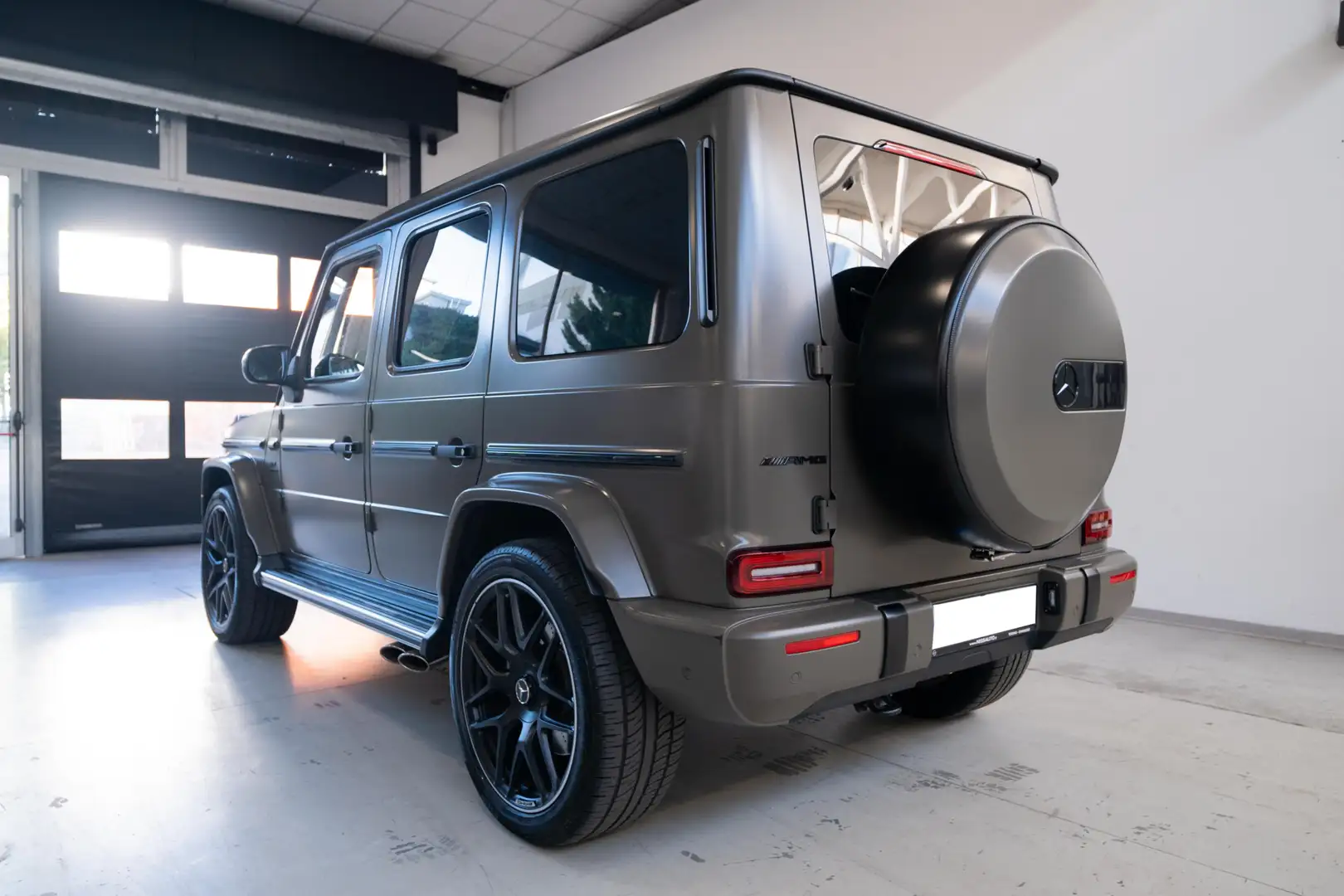 Mercedes-Benz G 63 AMG - W463 2018 G AMG 63 4x4 2 585cv auto - 2