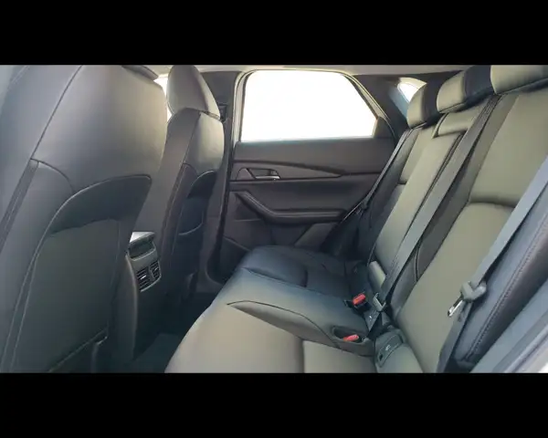 Mazda CX-30 view 6