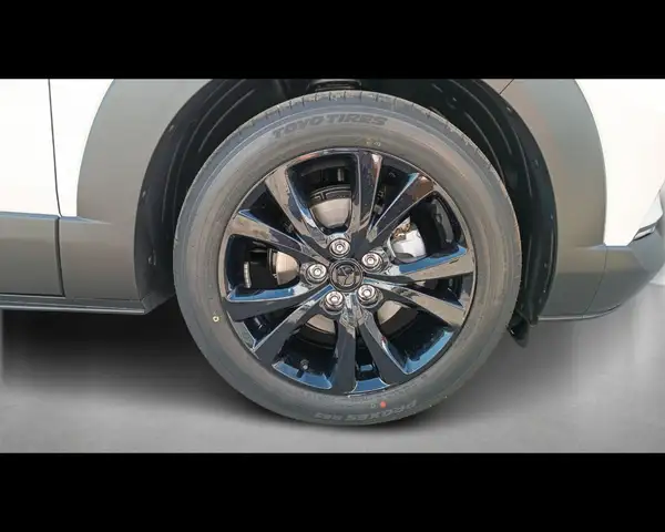 Mazda CX-30 view 9