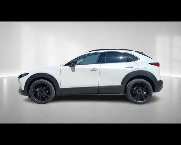 Mazda CX-30 view 3