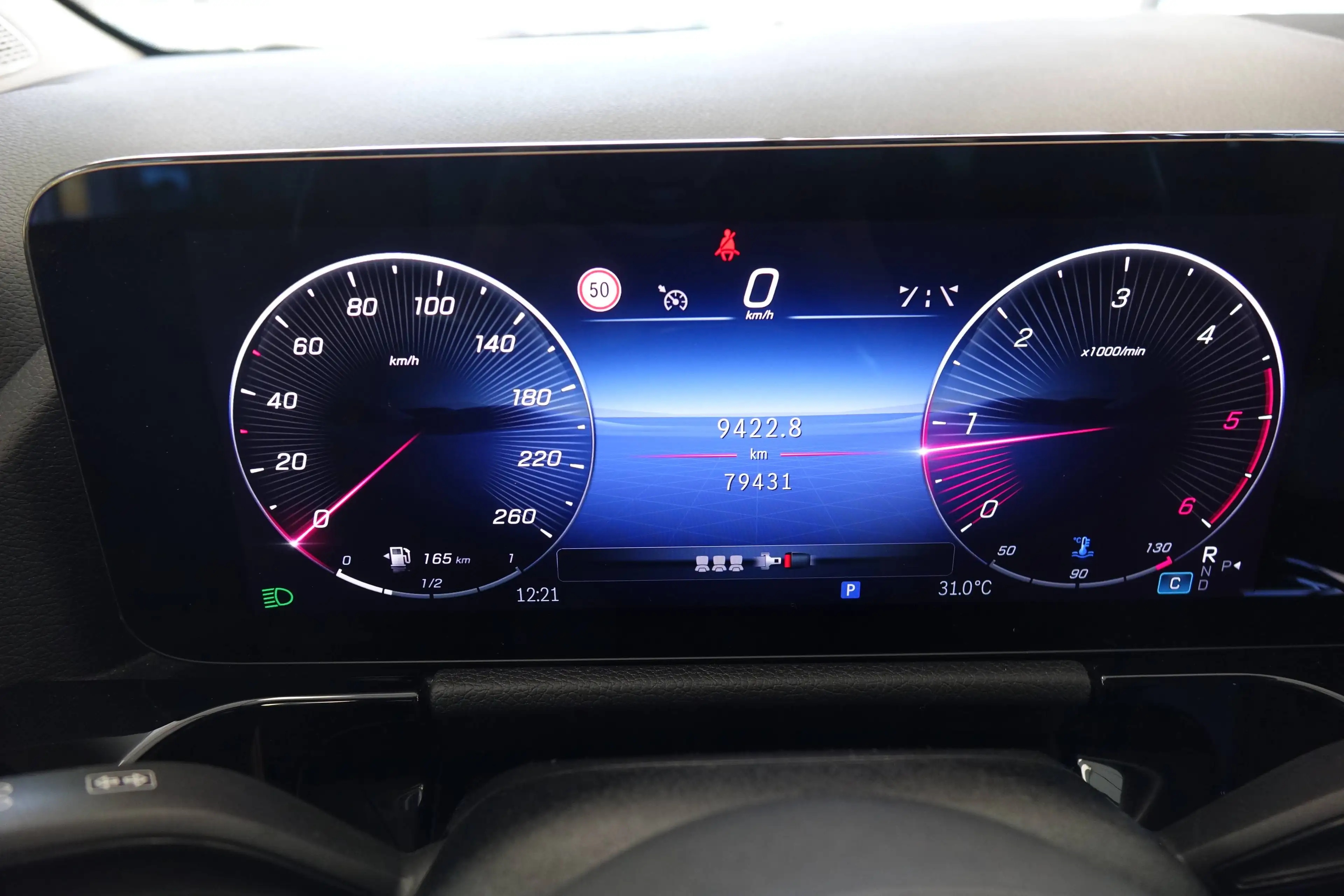 Mercedes-Benz GLA 180 GLA 180 d (247.710) — photo 11