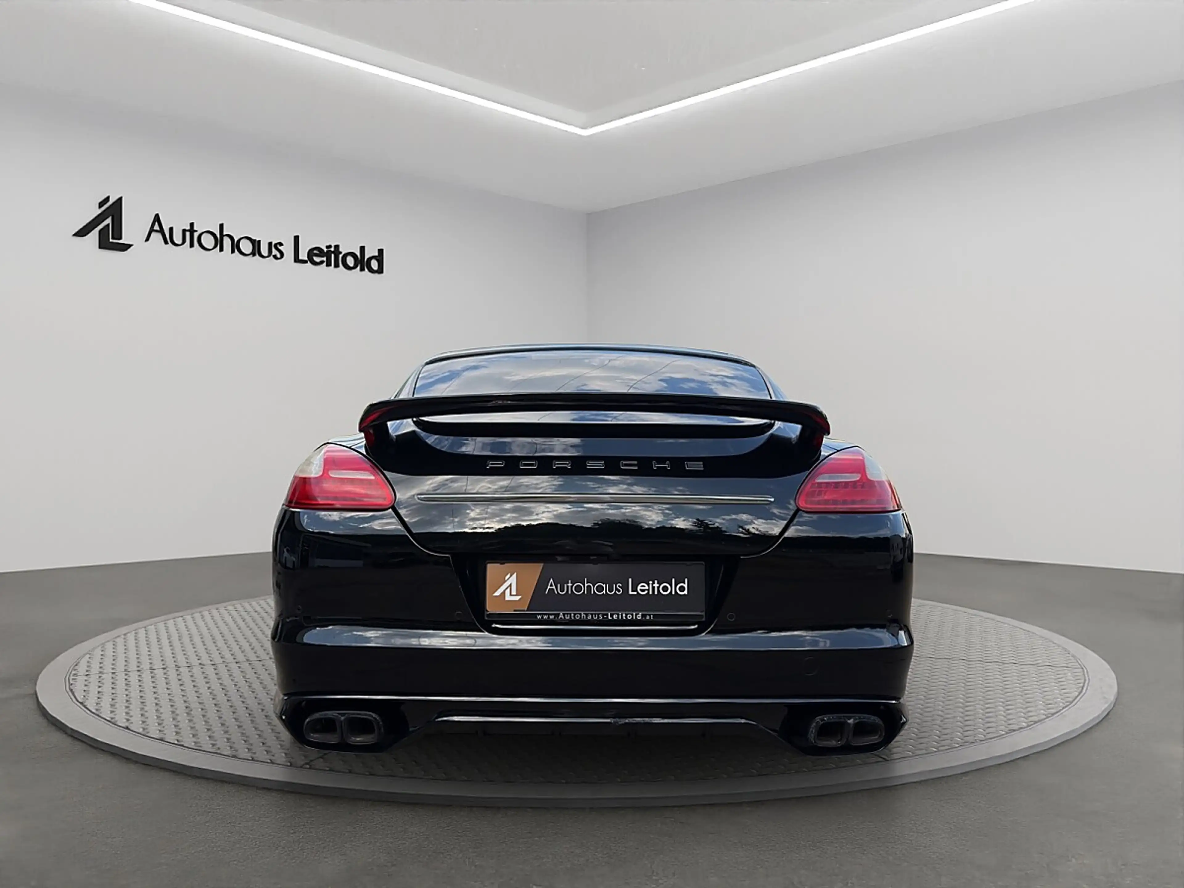 Porsche Panamera 3.0 V6 Diesel LEDER CAM SPORTCHRONO NAVI BOSE B... — photo 5