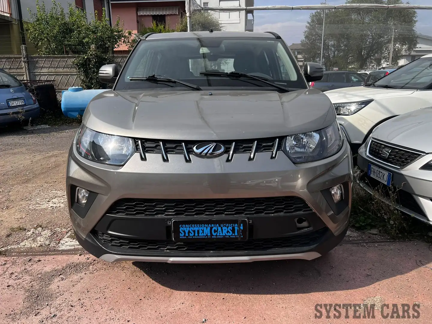 Mahindra KUV100 1.2 K8 M-BiFuel GPL - OK NEOPATENTATI - SOLO 55 MILA KM Grau - 2
