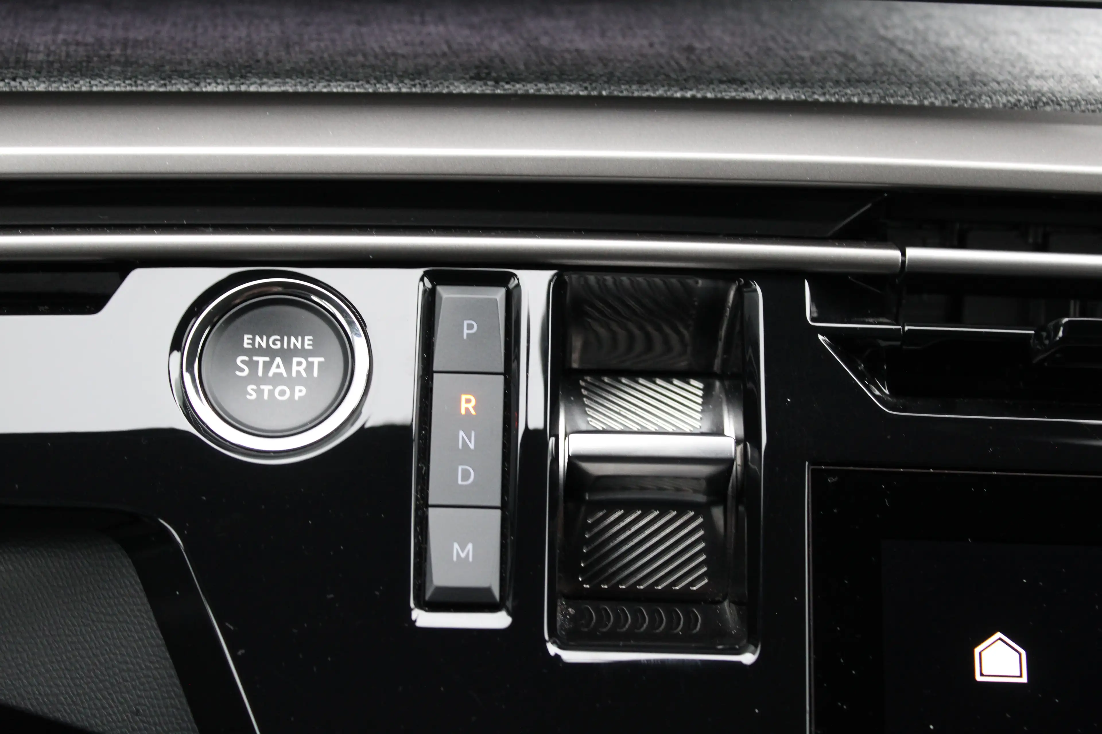 Peugeot 5008 1.2 Hybrid 136 Allure | Automaat | Navigatie | Cam — photo 22