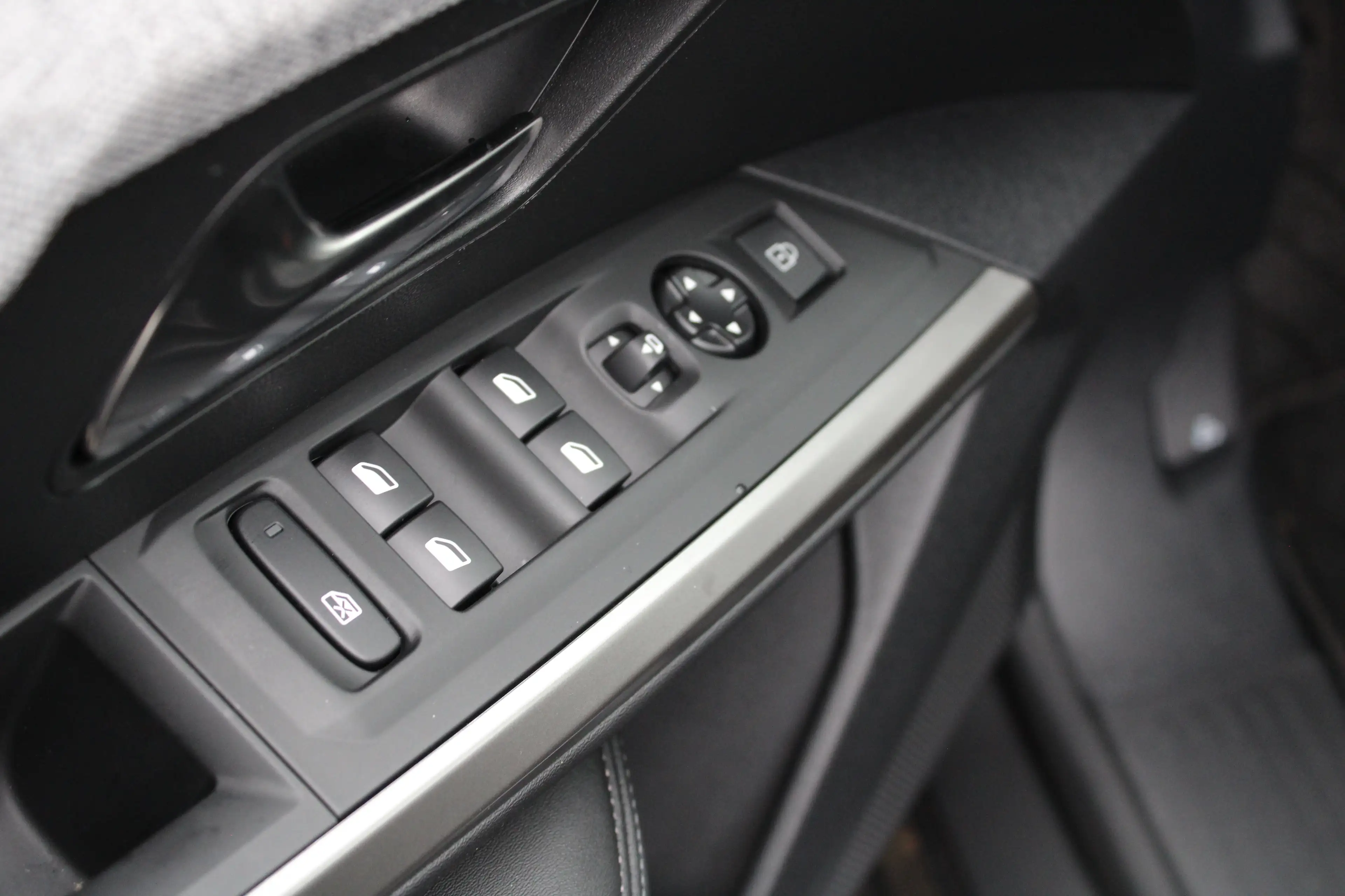 Peugeot 5008 1.2 Hybrid 136 Allure | Automaat | Navigatie | Cam — photo 14