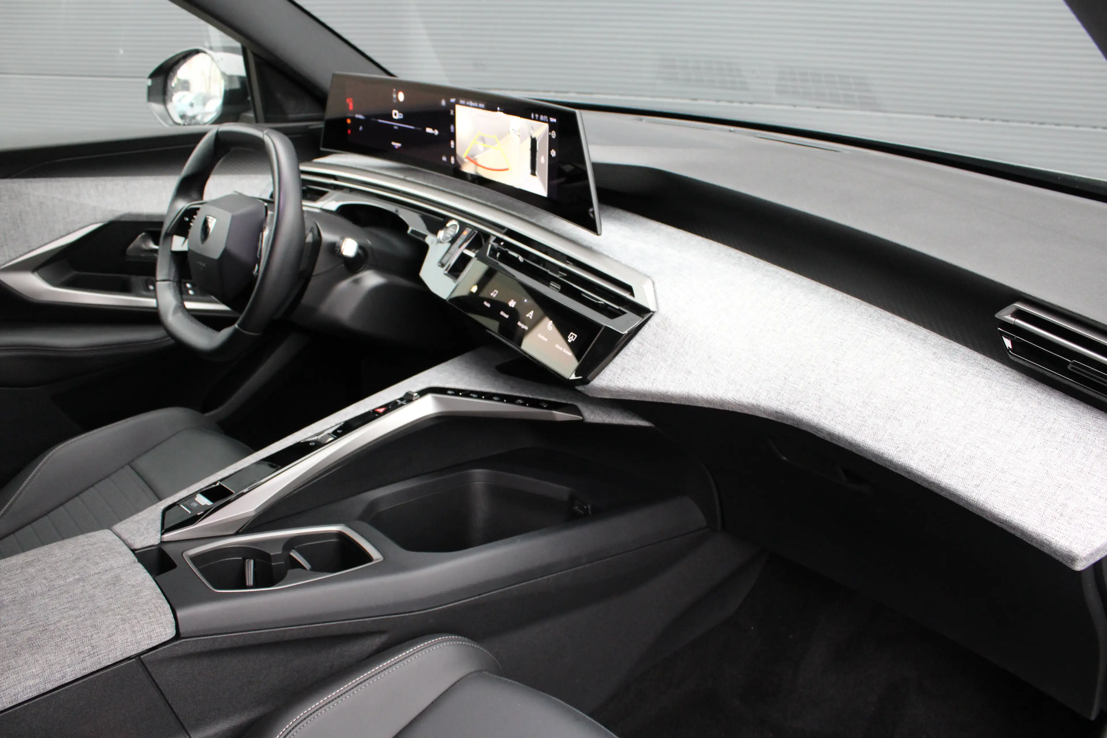 Peugeot 5008 1.2 Hybrid 136 Allure | Automaat | Navigatie | Cam — photo 3
