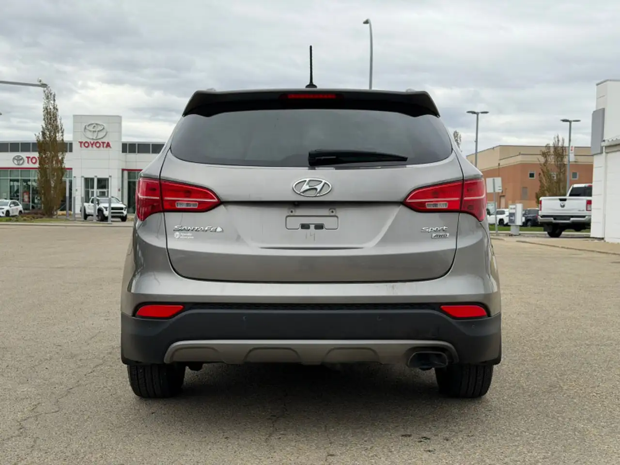 Hyundai SANTA FE снимка Hyundai SANTA FE
