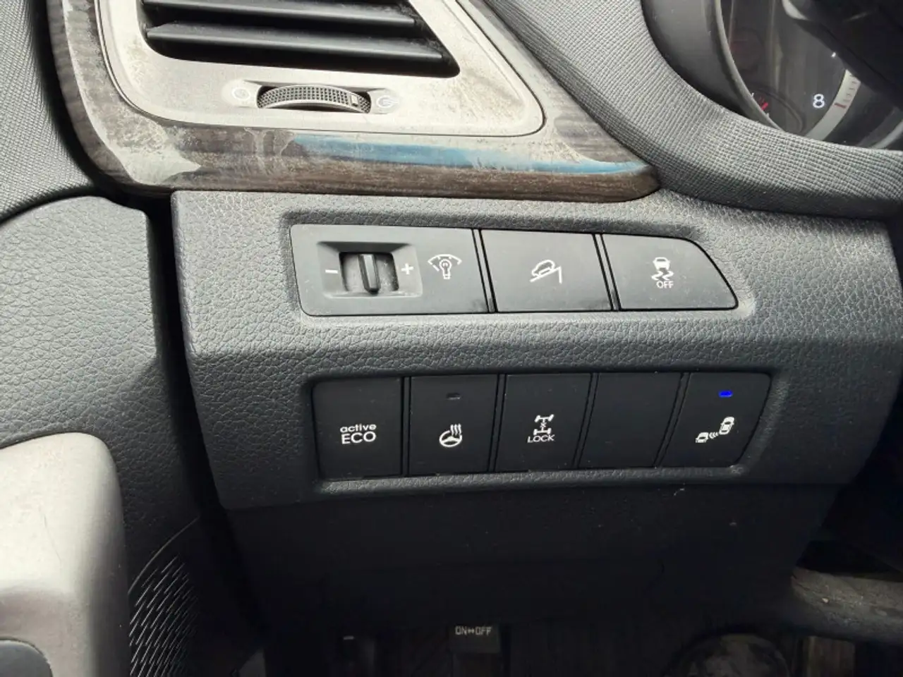 Hyundai SANTA FE снимка Hyundai SANTA FE