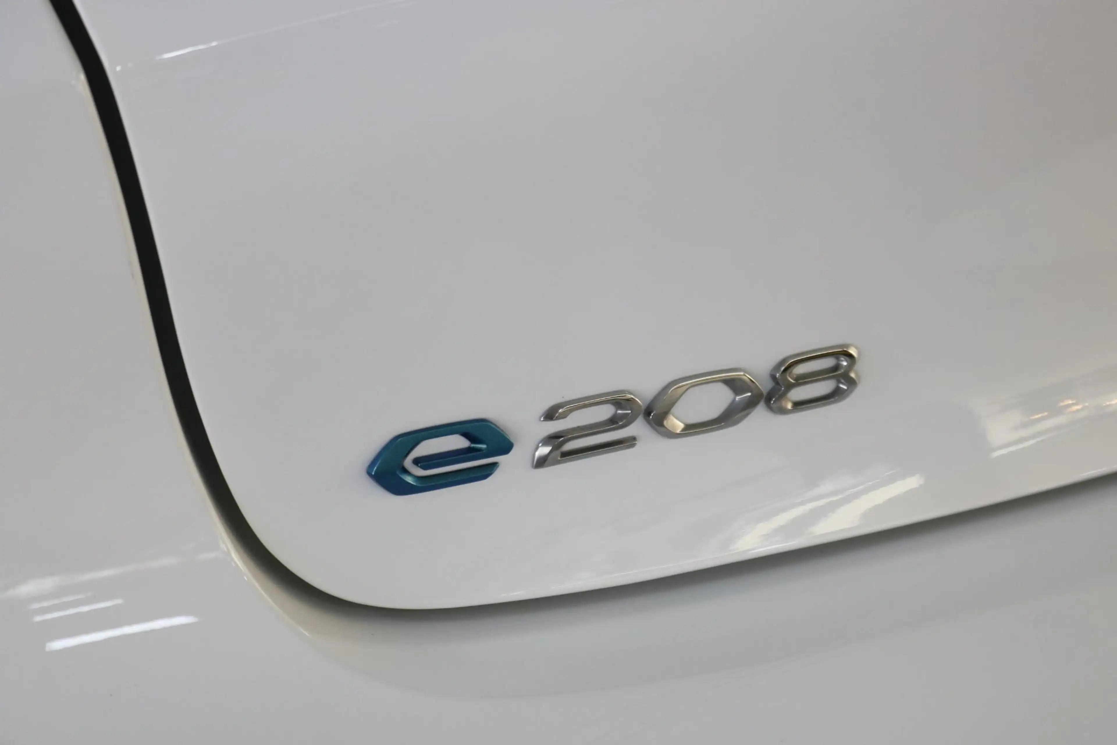 Peugeot e-208 EV Active Pack 50 kWh All-Seasons | Climate | Carp — photo 11