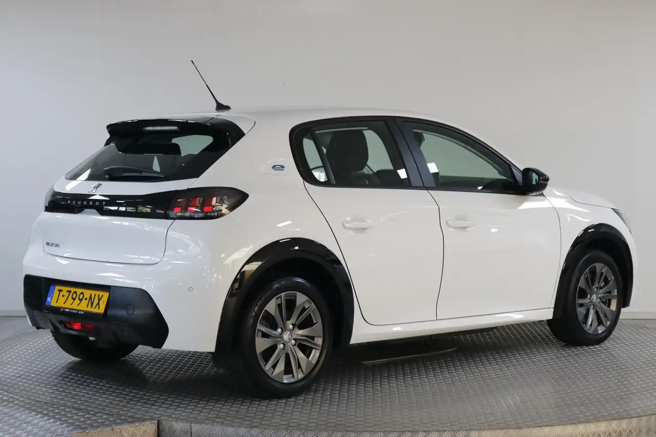 Peugeot E-208 EV Active Pack 50 kWh All-Seasons Climate Carp, миниатюра 2