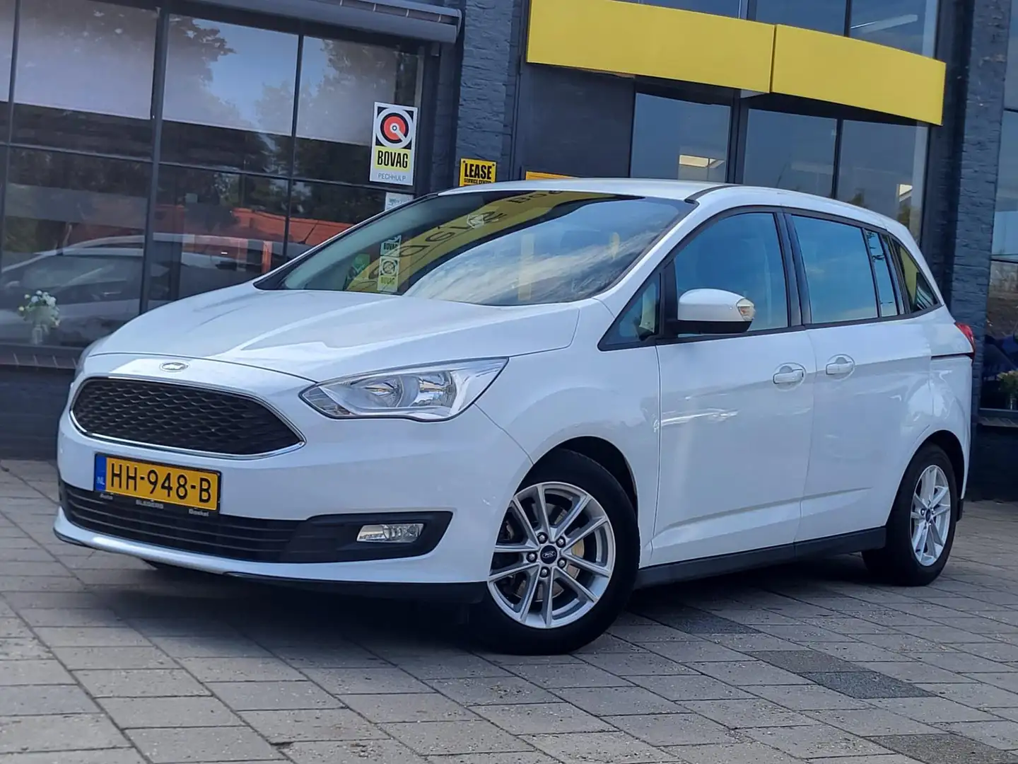 Ford Grand C-Max 1.0 Trend | Stoelverwarming | Navigatie | Telefoon Wit - 1