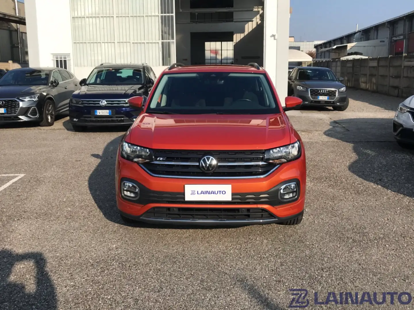 Volkswagen T-Cross T-CROSS 1.0 TSI SPORT 95CV Naranja - 2
