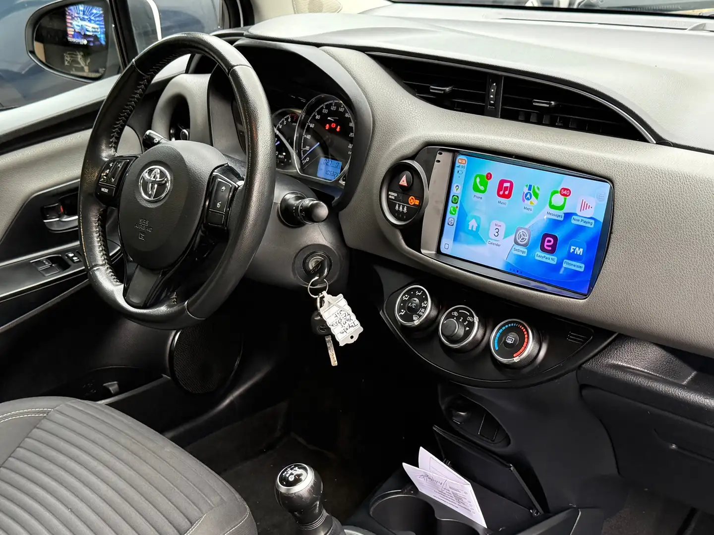 Toyota Yaris 1.0 VVT-i Comfort Carplay Airco 5d Nieuwe Apk Weiß - 2