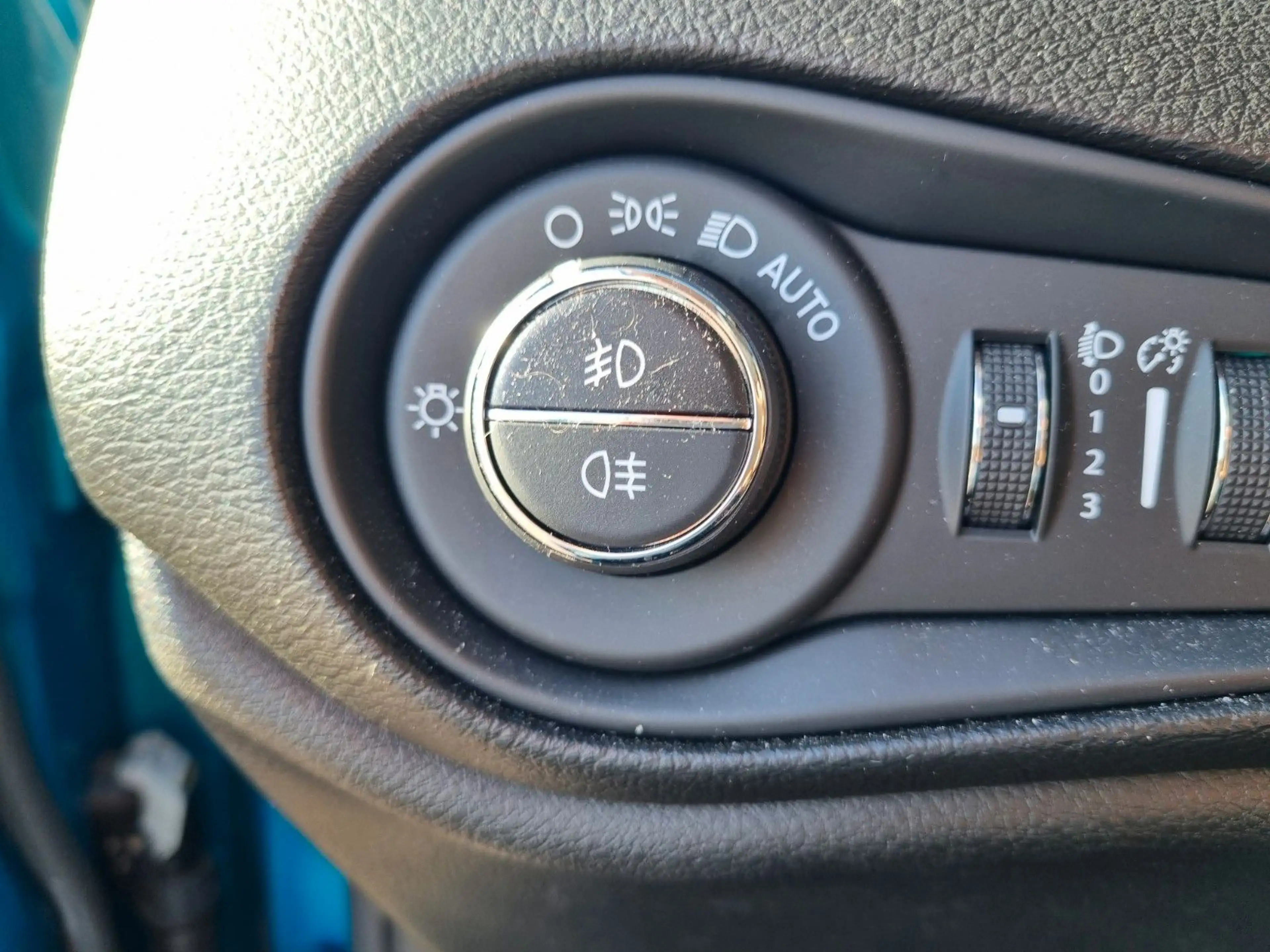 Jeep Renegade Limited FWD Automatik — photo 8