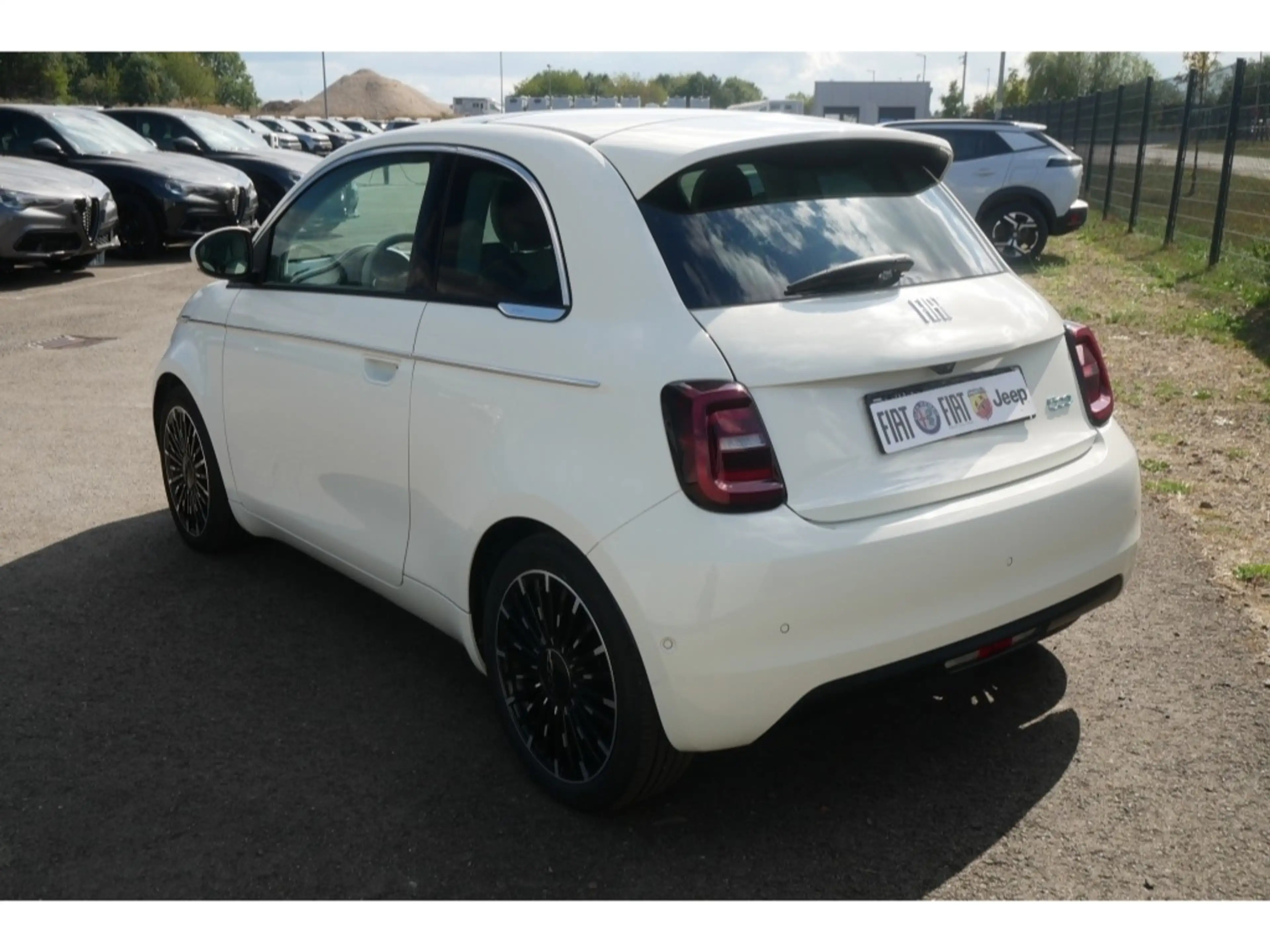 Fiat 500e LA PRIMA AT 42 Kwh 118PS LED GLASDACH NAVI WINTER — photo 5