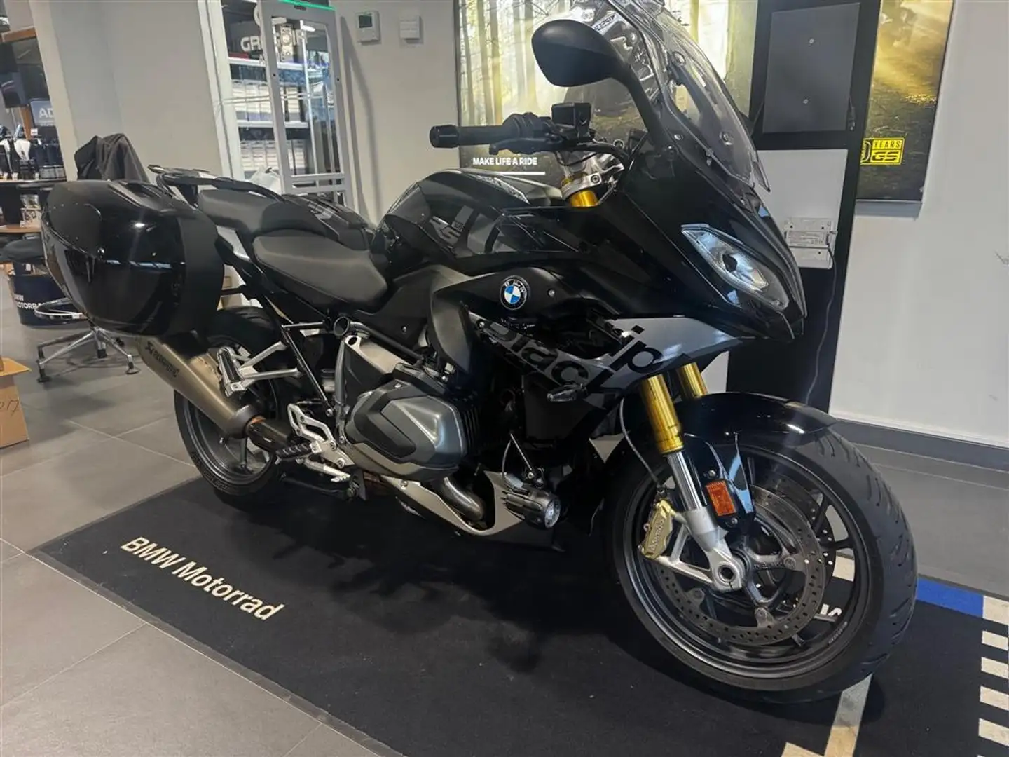 BMW R 1250 RS 0 Zwart - 2