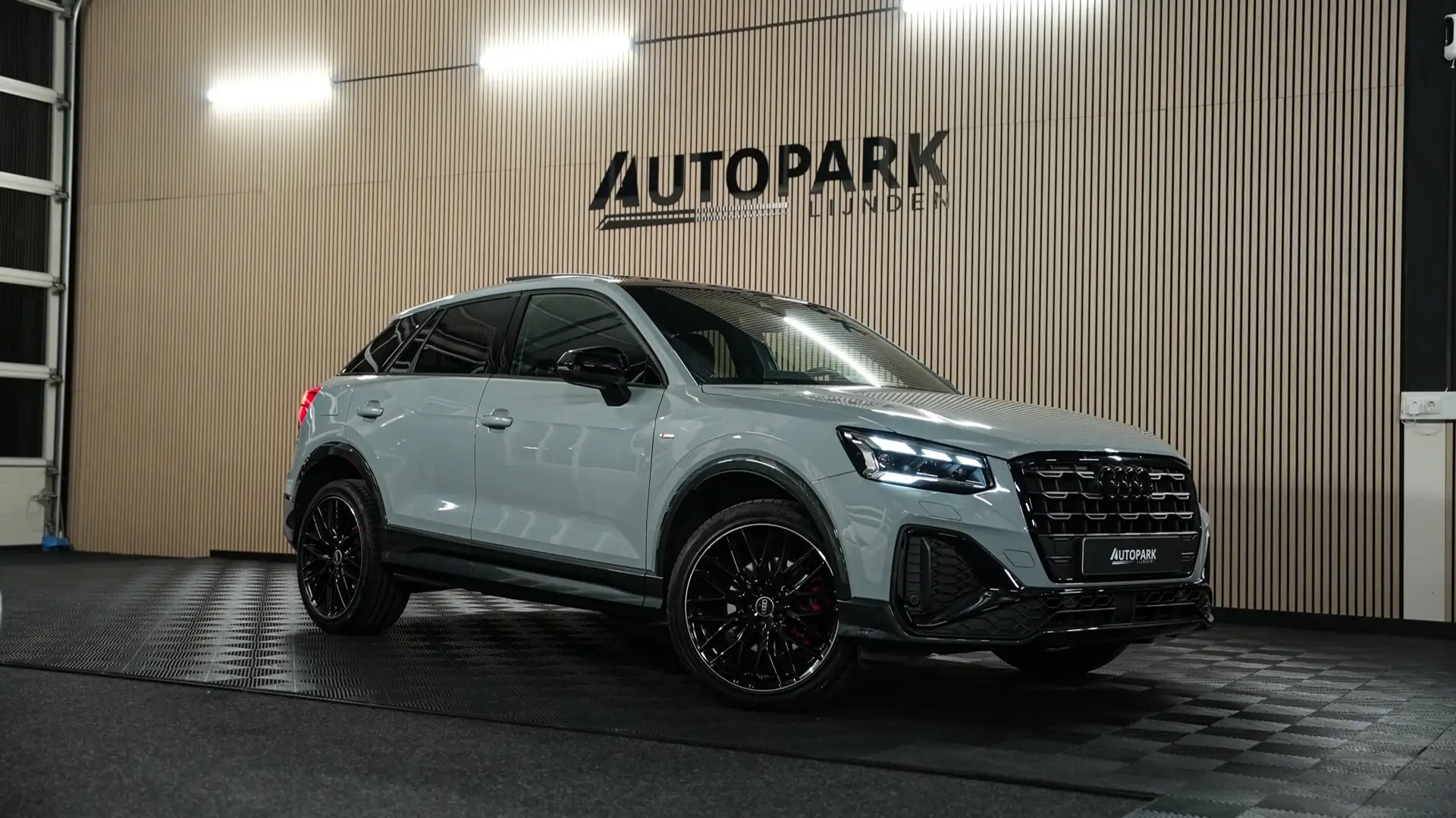 Audi Q2 35 TFSI S Edition 3x S-Line/PANO/B&O/MATRIXLED/SFE Gris - 1