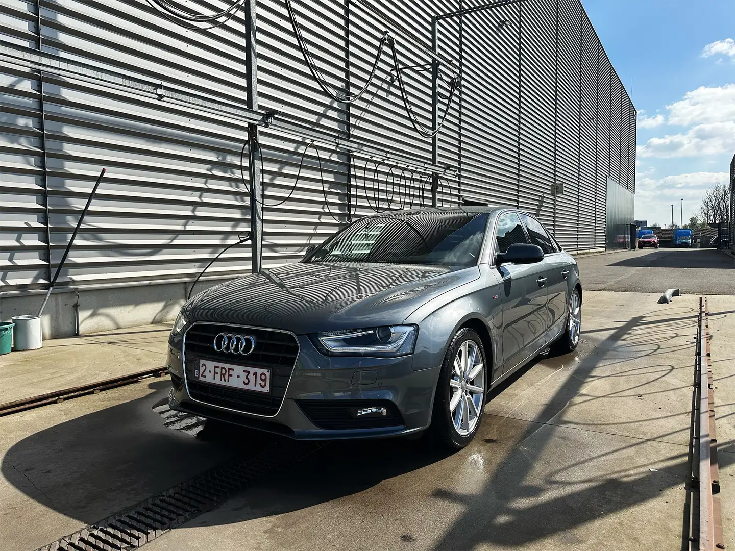 Audi A4 A4 1.8 TFSI multitronic S line Sportpaket Grijs - 1