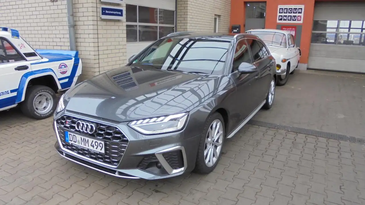 Audi S4