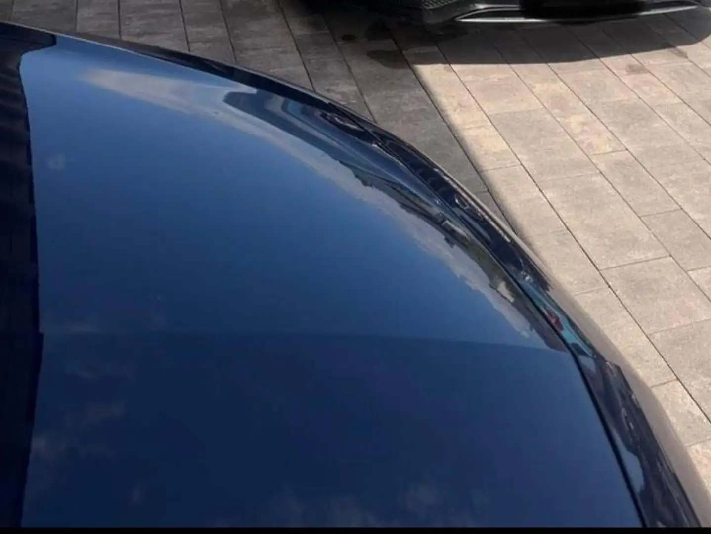 Mercedes-Benz E 220 Schwarz - 2