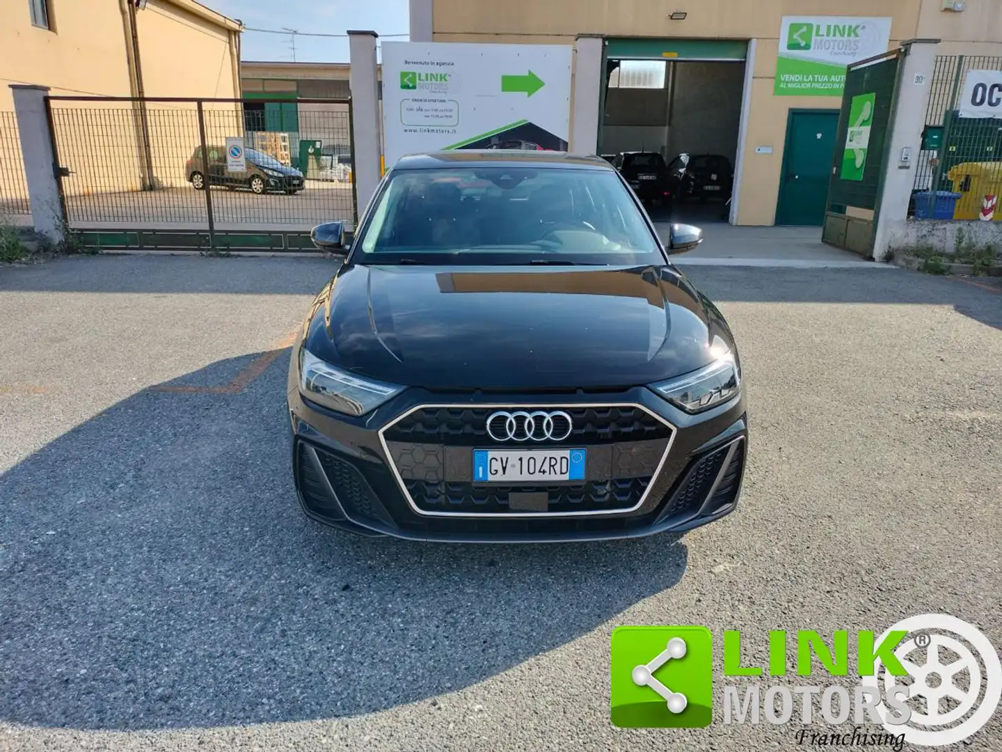Audi A1 SPB 25 TFSI Identity Black Zwart - 2