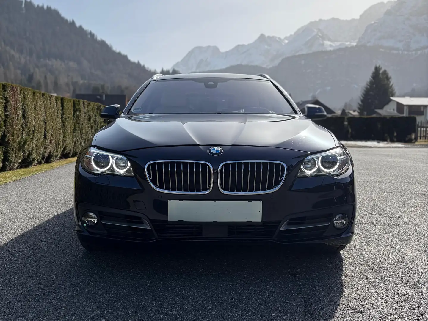 BMW 525 525d xDrive Österreich-Paket Touring Aut. Österreich-Paket Blau - 2
