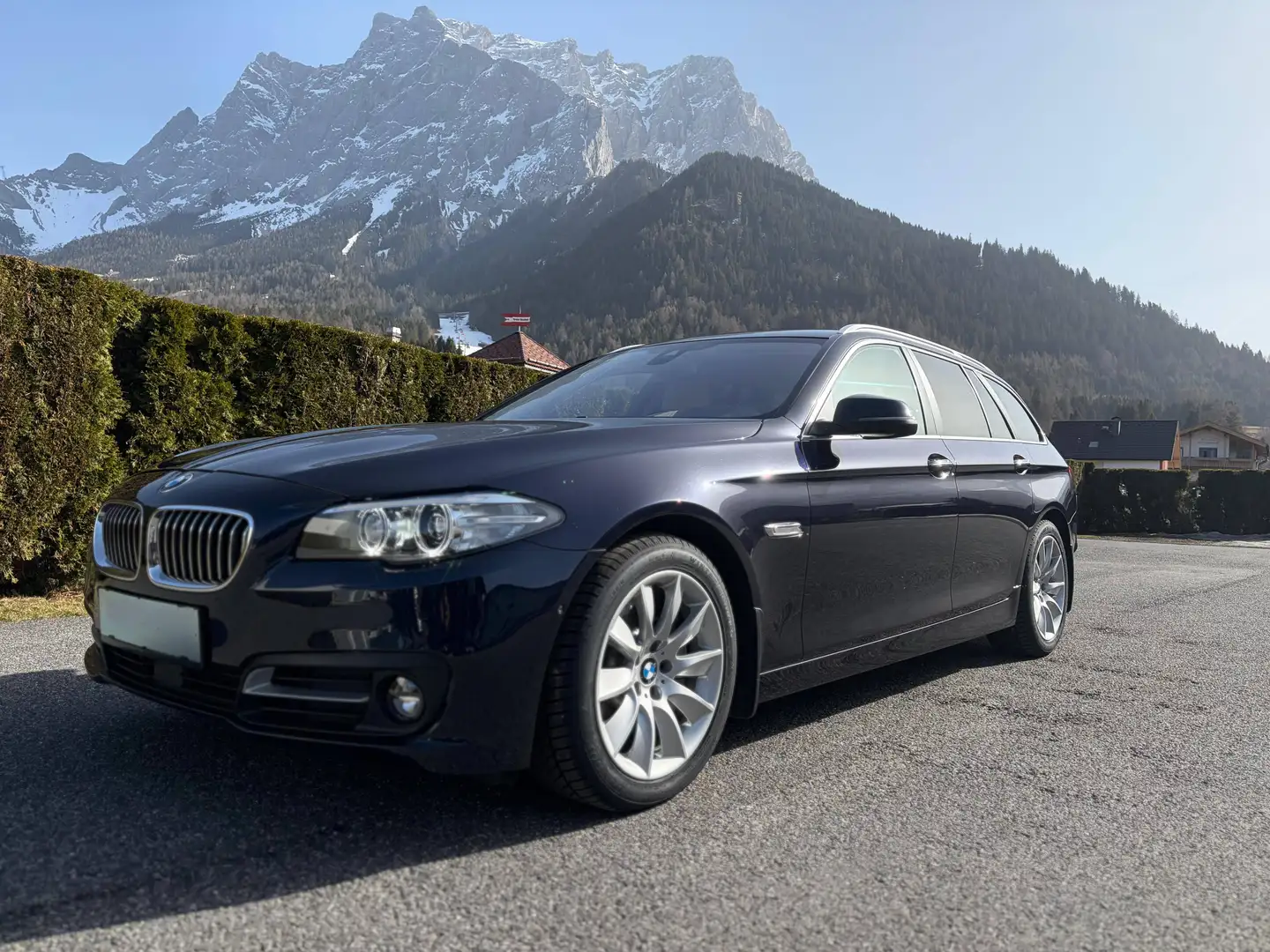 BMW 525 525d xDrive Österreich-Paket Touring Aut. Österreich-Paket Blau - 1
