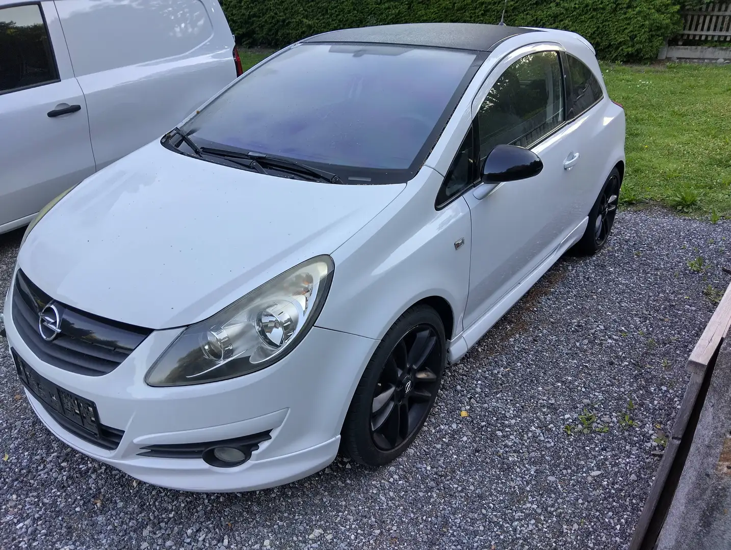 Opel Corsa Corsa 1,4 Black Weiß - 2