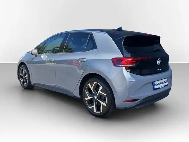Volkswagen ID.3 view 9