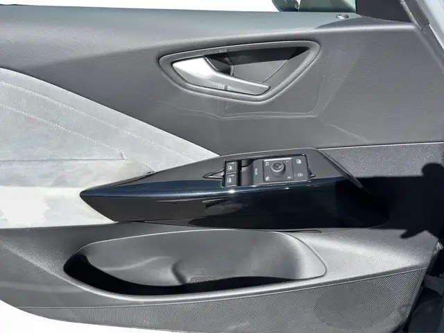 Volkswagen ID.3 view 15