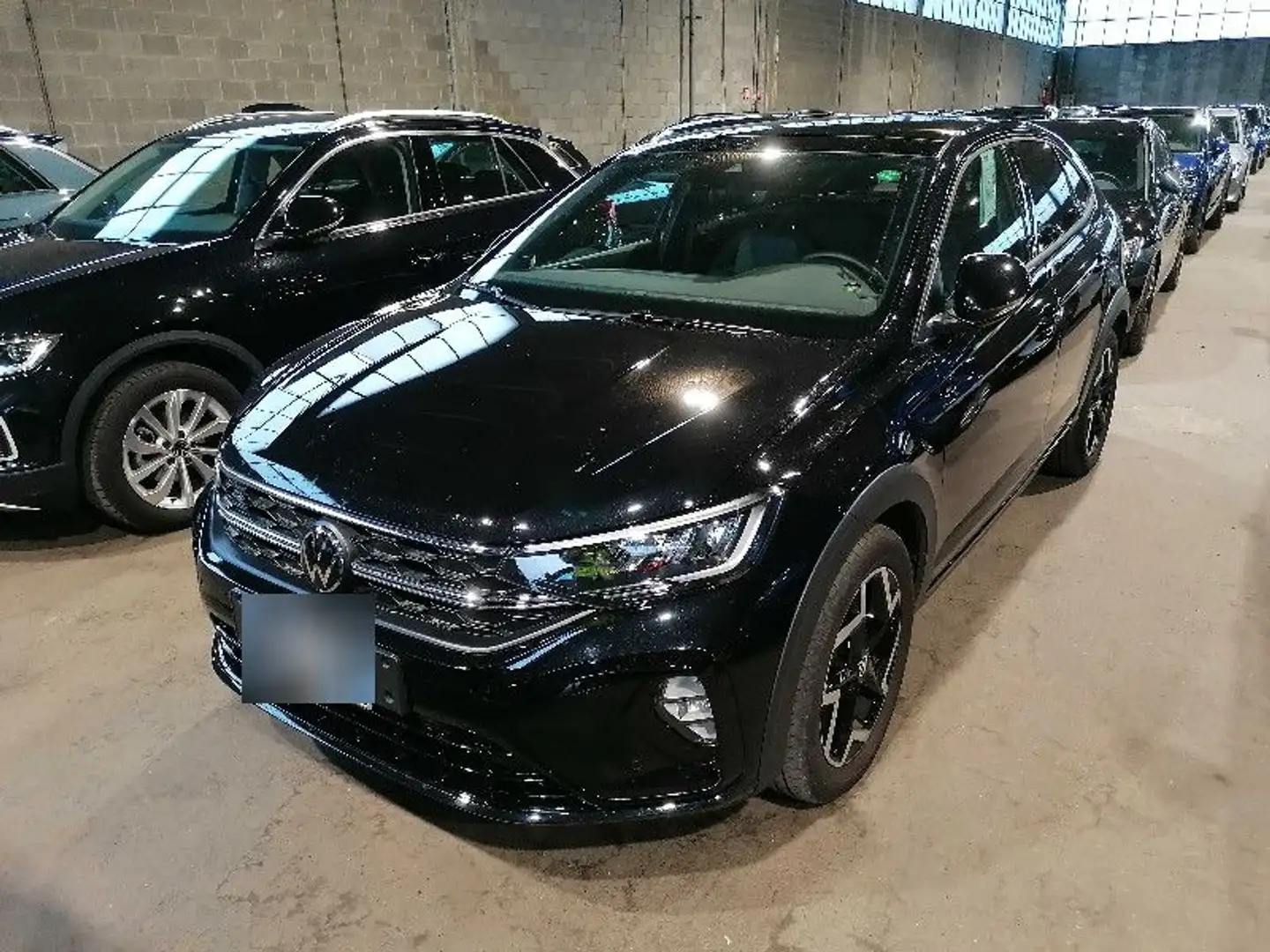 Volkswagen Taigo R-Line 1.0 TSI PANO PDC LED IQ.DRIVE Carplay Schwarz - 2