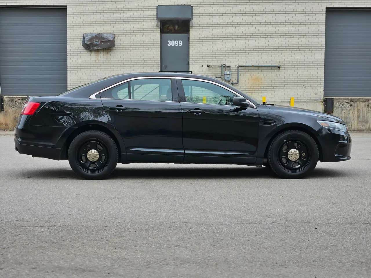 Ford Taurus снимка Ford Taurus