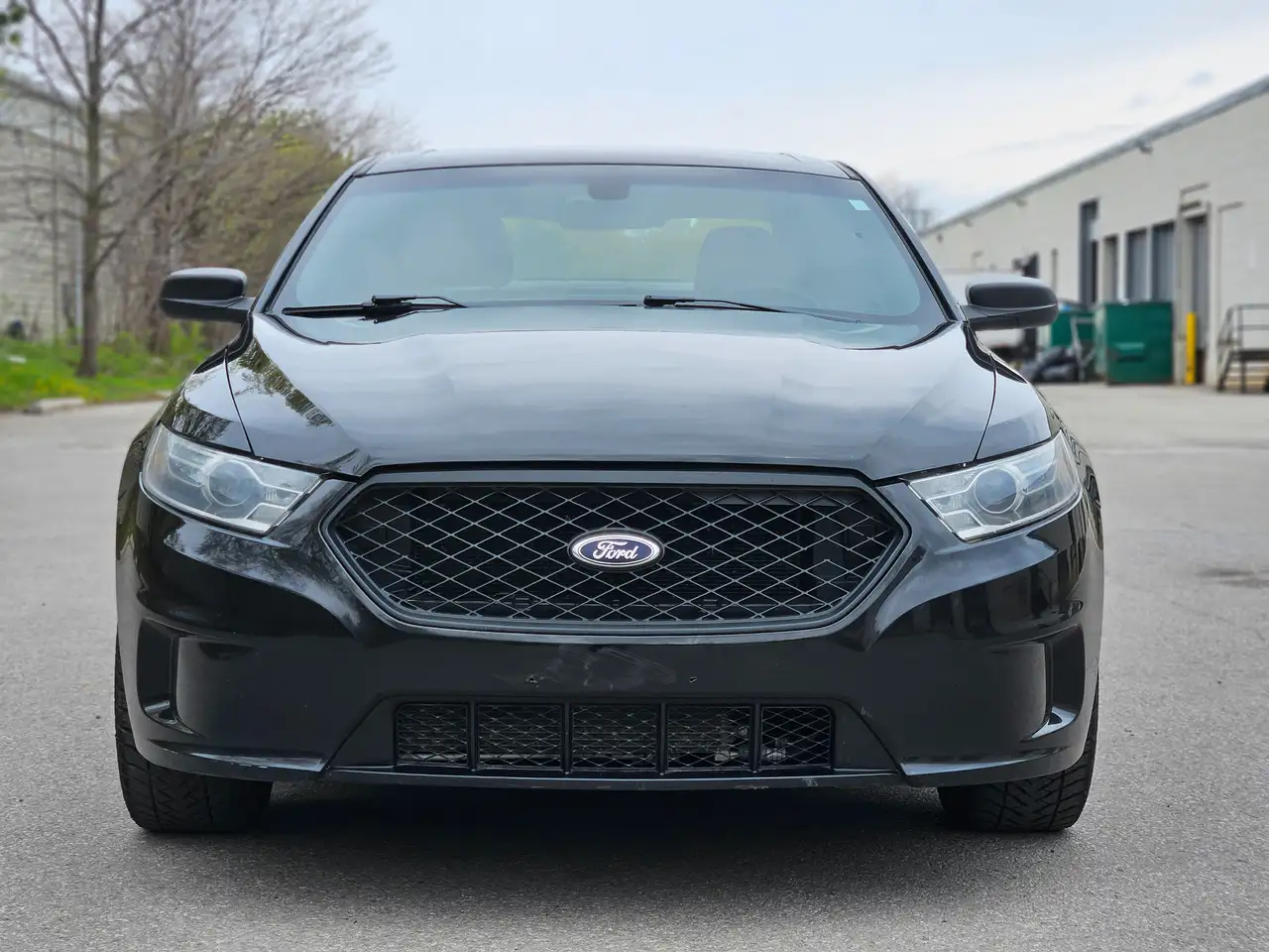 Ford Taurus снимка Ford Taurus