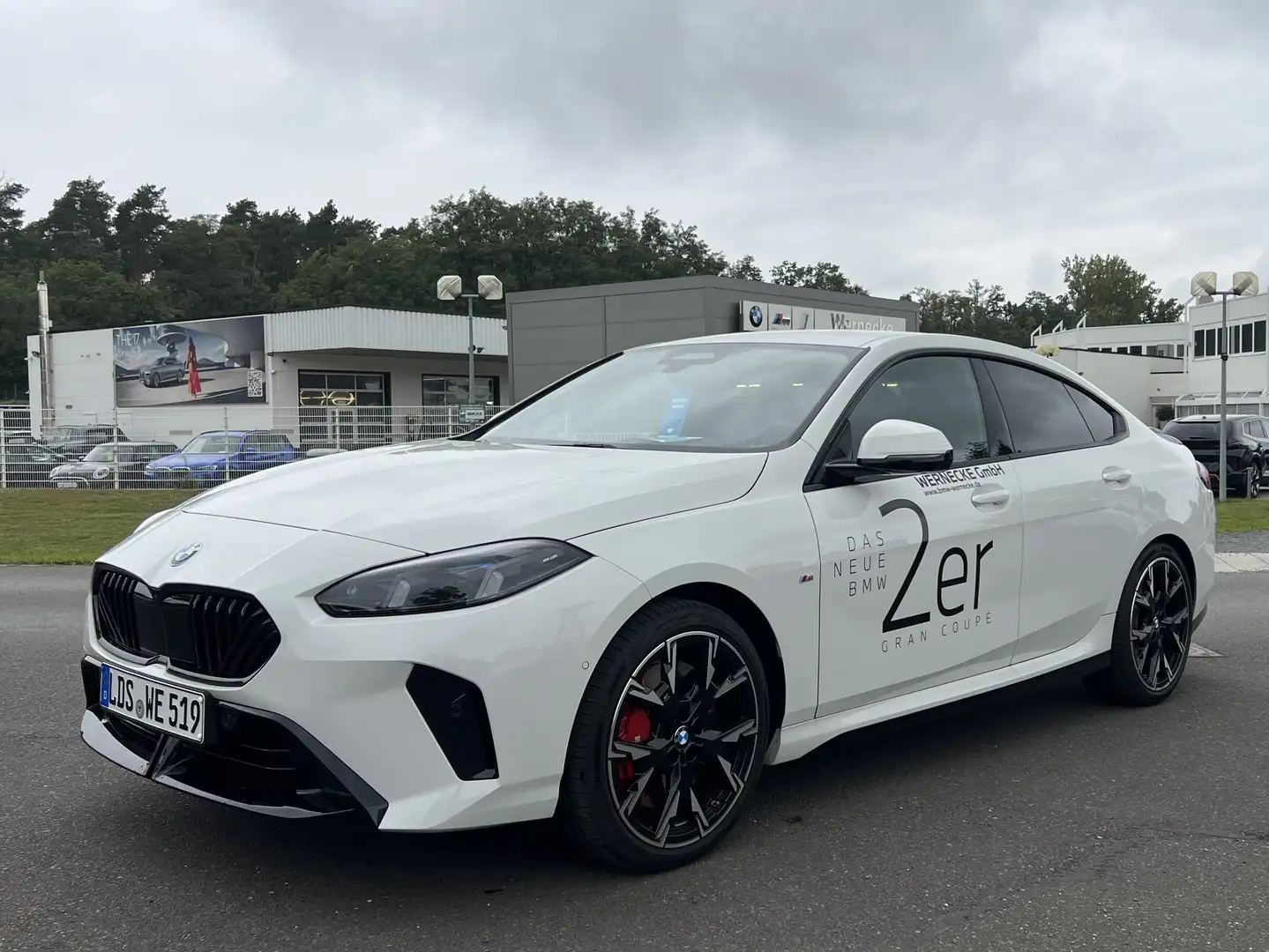 BMW 220 M Sport Pro, 360, AHK Weiß - 2