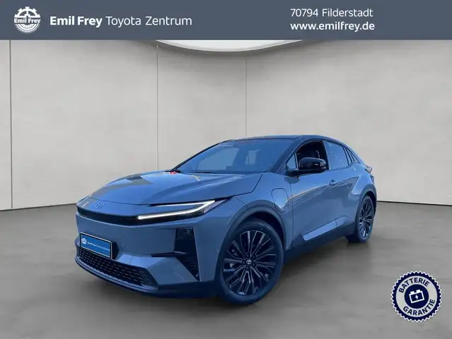 Toyota C-HR + 77kWh AWD Lounge Sky & Sound