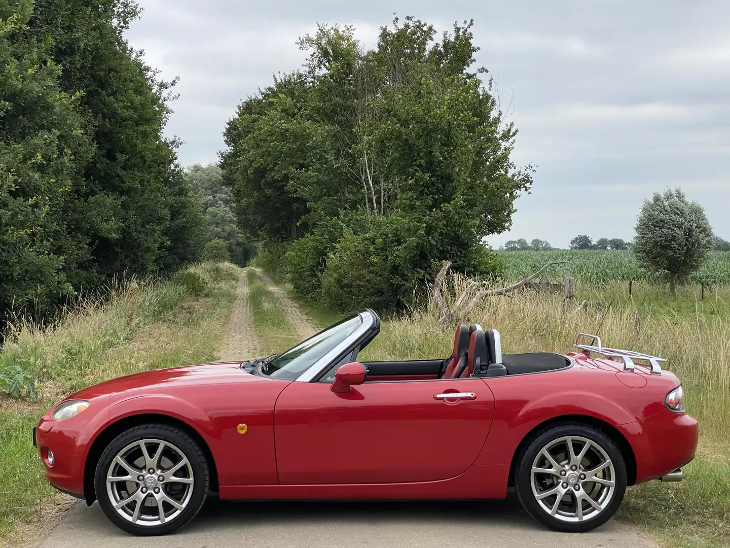 Mazda MX-5 NC 2.0 S-VT 3TH GENERATION, 6 VERSNELLINGEN Rouge - 2