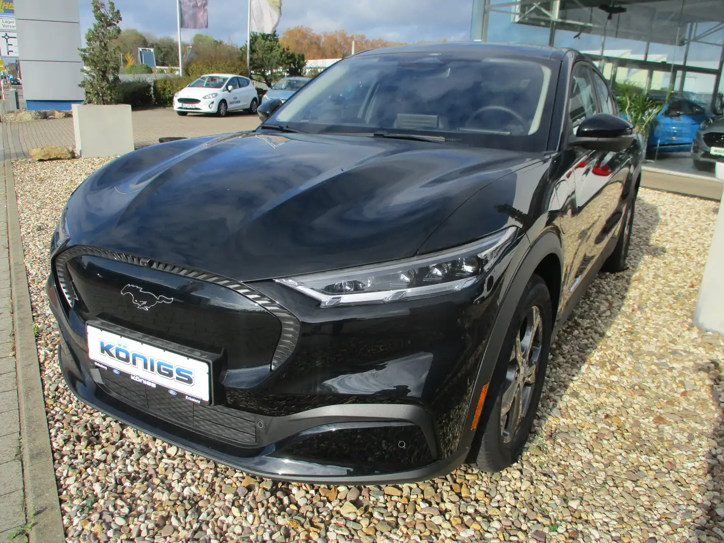 Ford Mustang Mach-E Technologie Paket+  Panoramadach Noir - 2