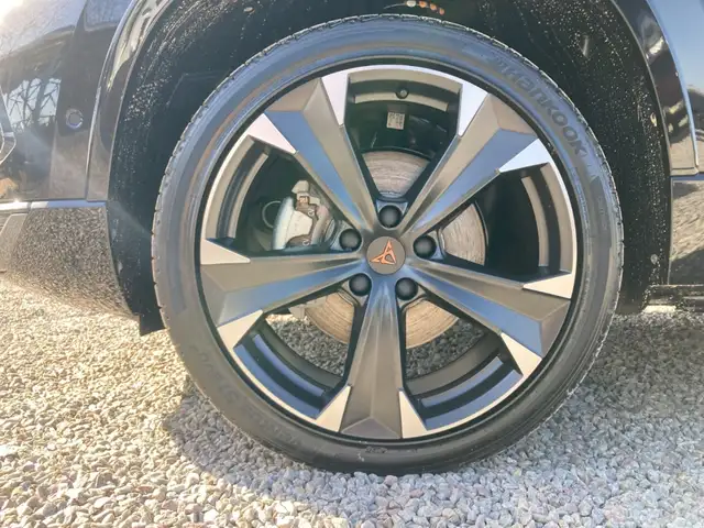 Cupra Ateca view 13