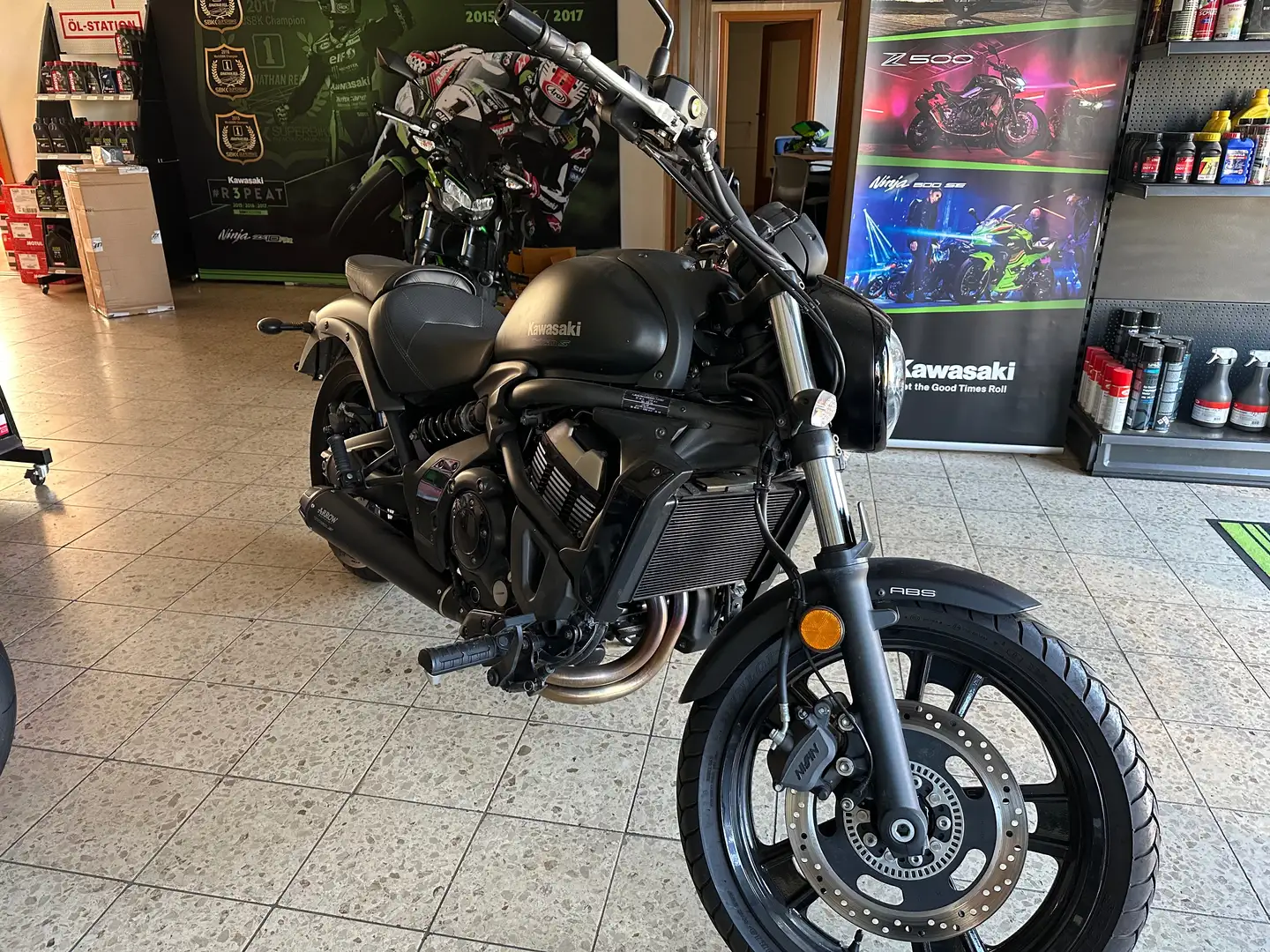 Kawasaki Vulcan S Performance Schwarz - 2