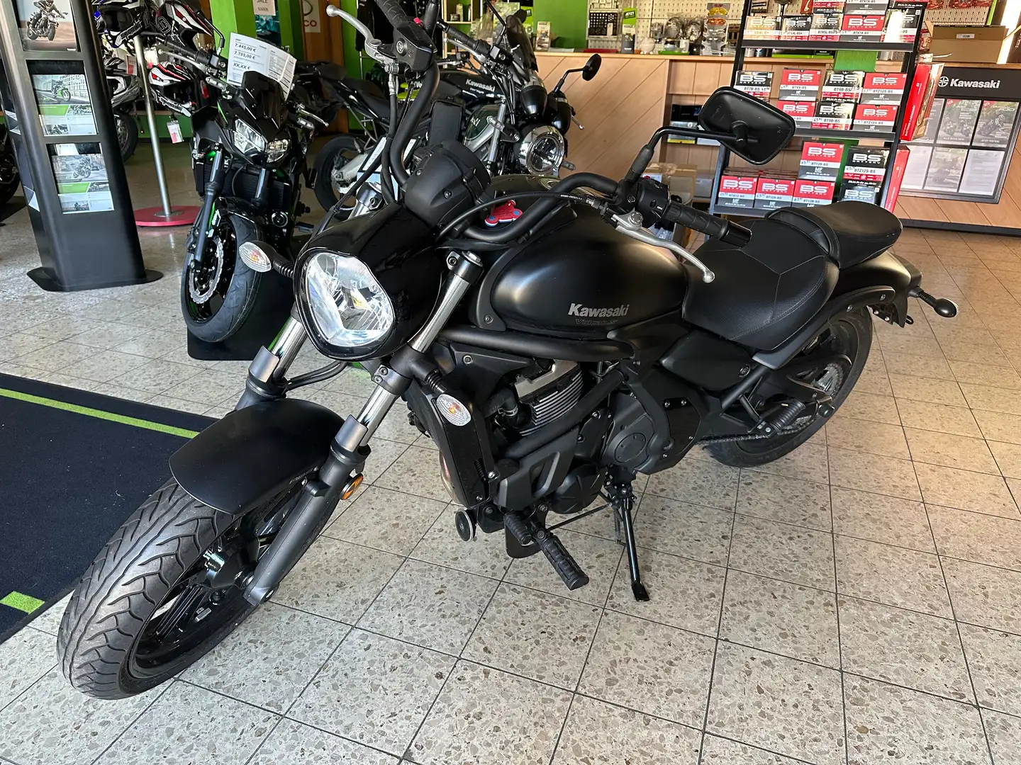 Kawasaki Vulcan S Performance Schwarz - 1