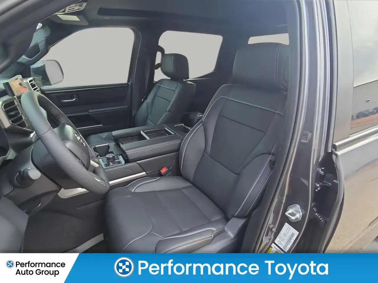 Toyota Tundra снимка Toyota Tundra