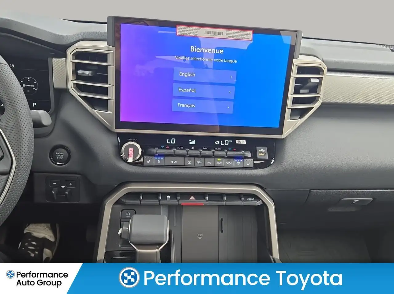 Toyota Tundra снимка Toyota Tundra