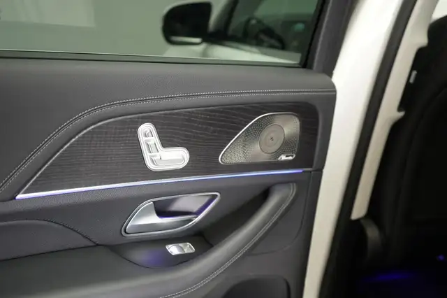 Mercedes-Benz Gle view 13
