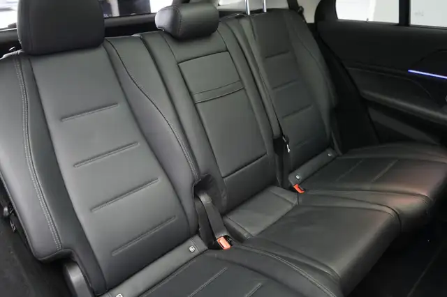 Mercedes-Benz Gle view 11